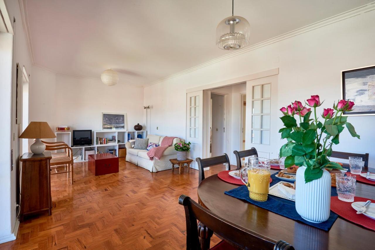 Bright Apartment With Garden In Кашкайш Экстерьер фото