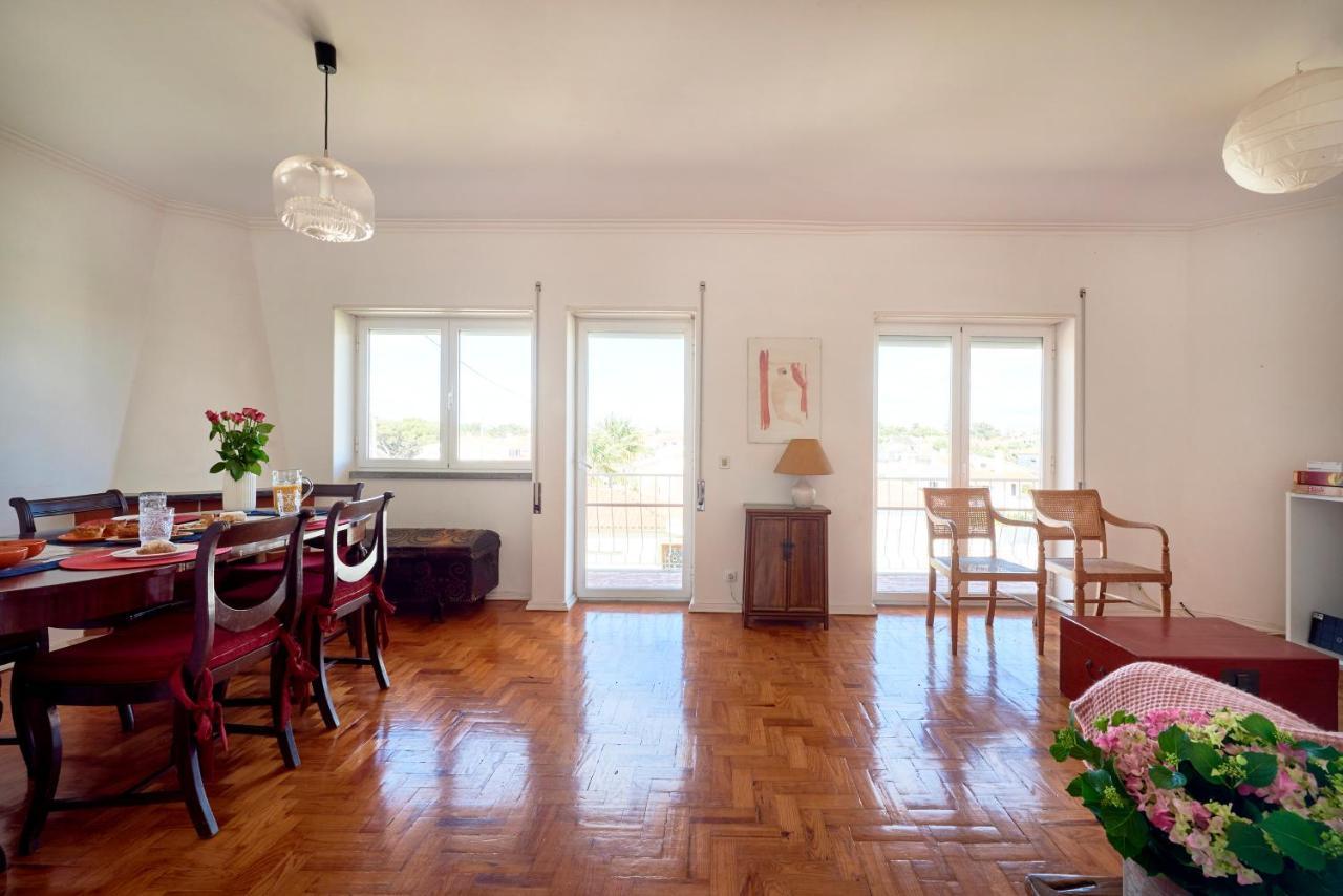 Bright Apartment With Garden In Кашкайш Экстерьер фото